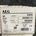 1605463-6 6 st förpackningar med automatsäkringar á 4 st
