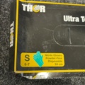 1605466-4 600 st Engånghandskar Thor, Strl S
