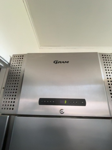 1373349-3 Refrigerator - Gram