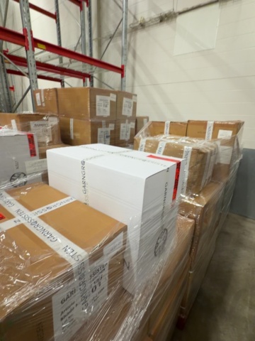 1594883-10 Large batch of yarn and knitting accessories - approximately 60 pallets