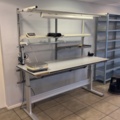 1594885-3 Height-adjustable packing bench with scales and lighting