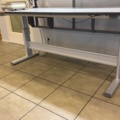 1594885-13 Height-adjustable packing bench with scales and lighting