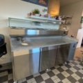 1373356-2 Pizzakylbänk med kylränna och granitskiva – GastroTeam VRX2200/330