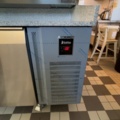 1373356-8 Pizzakylbänk med kylränna och granitskiva – GastroTeam VRX2200/330