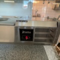 1373356-9 Pizzakylbänk med kylränna och granitskiva – GastroTeam VRX2200/330