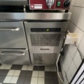 1373358-3 Storköksutrustning - fritös, stekbord, vattenbad och kylbänk - Wery, Moreno, m.fl.