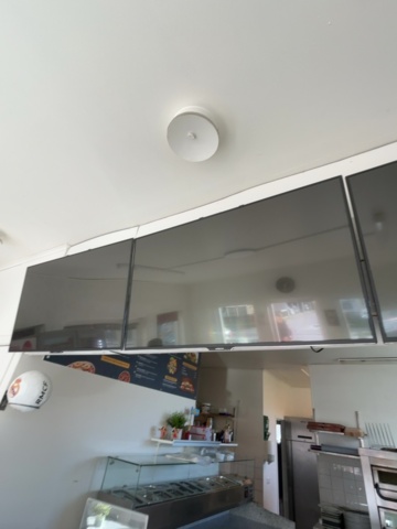 1373360-2 TV-apparater – 3 st Hitachi