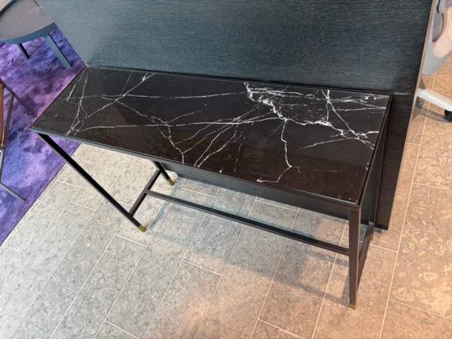 1548268-25 Receptionsmöblemang och kontorsinredning