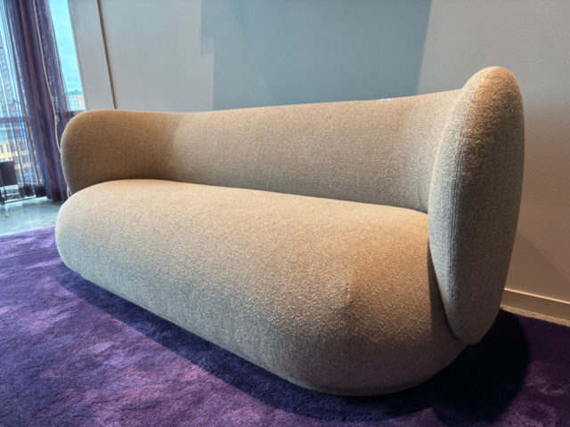 1548270-8 Tresitssoffa - Ferm Living
