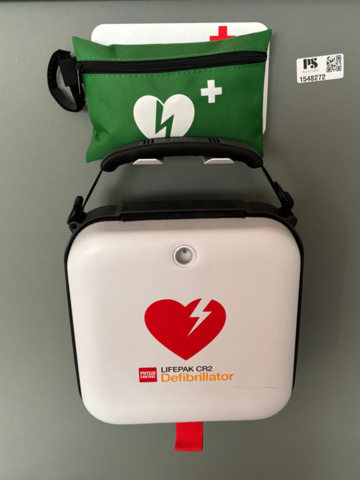 1548272-1 Defibrillator med första hjälpen-kit - Physio-Control LIFEPAK CR2