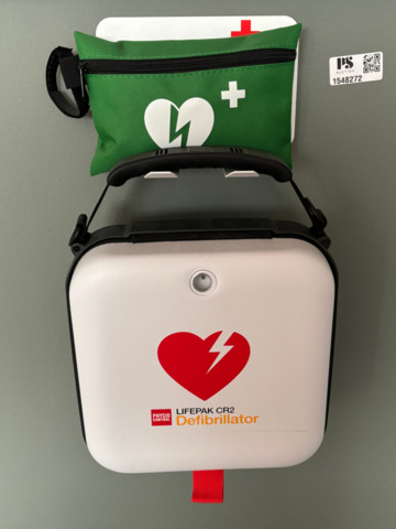 1548272-9 Defibrillator med första hjälpen-kit - Physio-Control LIFEPAK CR2
