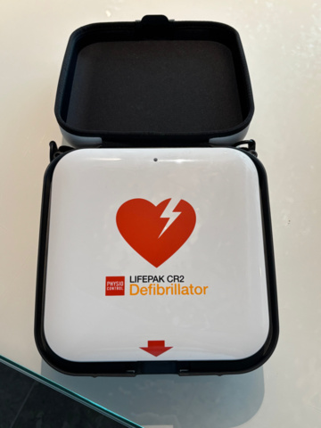1548272-3 Defibrillator med första hjälpen-kit - Physio-Control LIFEPAK CR2