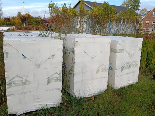1531352-1 Nya lättbetongblock – SOLBET Ideal 350 – 19 obrutna pallar – 456 st