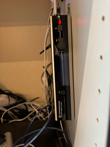 1548285-8 Ljudanläggning med högtalare, subwoofers och mikrofonutrustning - Audac / Sennheiser m.fl.