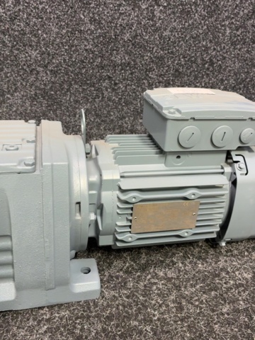 1605550-3 Växelmotor med broms - SEW-EURODRIVE DRE80M4BE1