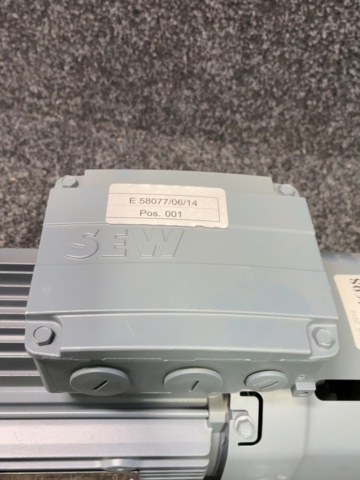 1605550-5 Växelmotor med broms - SEW-EURODRIVE DRE80M4BE1