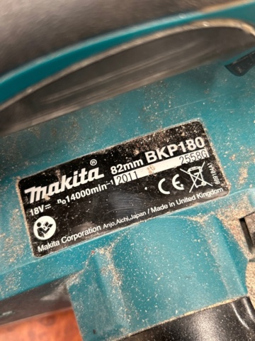 1600311-7 Elhyvel och handöverfräs - Makita
