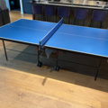 1548294-3 Pingisbord med tillbehör och ståbord - Stiga Action Roller