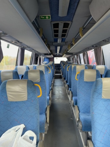 1594888-32 Bus - Volvo B9R 4X2 9700S -2010