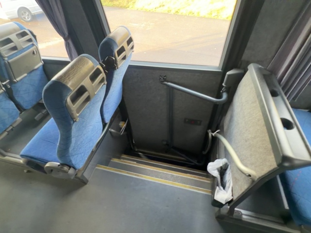 1594888-39 Bus - Volvo B9R 4X2 9700S -2010