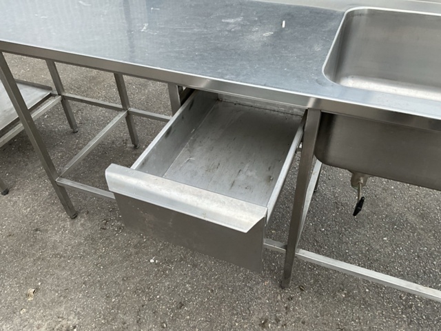 1474138-7 Rostfri bänk