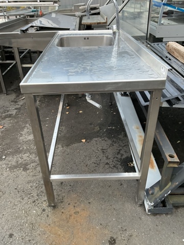 1474143-8 Rostfri bänk