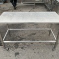 1474144-7 Rostfri bänk