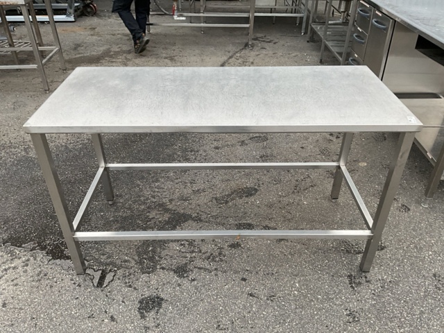 1474144-7 Rostfri bänk