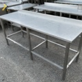1474150-7 Rostfri bänk