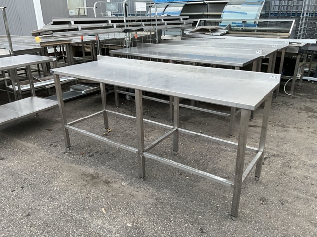 1474152-8 Rostfri bänk