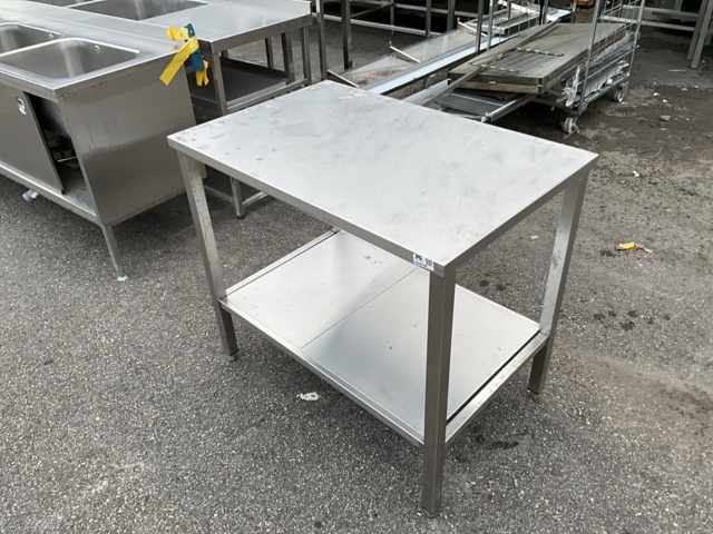 1474156-8 Rostfri bänk