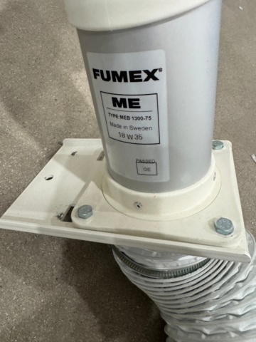 1406151-6 Nail salon vacuum cleaner – Fumex