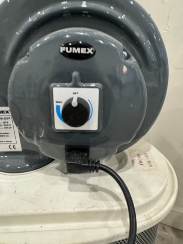 1406151-8 Nail salon vacuum cleaner – Fumex