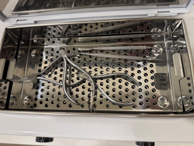 1406152-5 Temperature sterilizer AVP-360 for nail tools