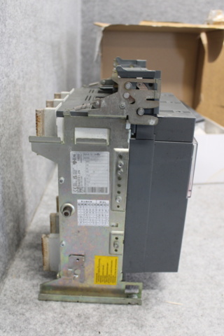 1558746-10 Kraftbrytare ABB 4 st