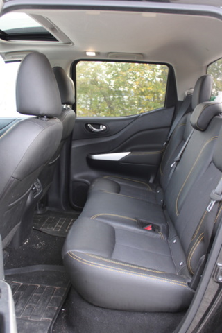 1603732-17 Nissan Navara Double Cab 2.3 dCi 4WD Automatic, 190hp, 2019