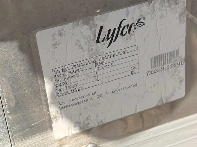 1605810-11 Aluminiumbåt 3,8m | För 4 personer | Lyfco