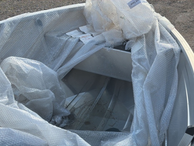1605810-13 Aluminiumbåt 3,8m | För 4 personer | Lyfco