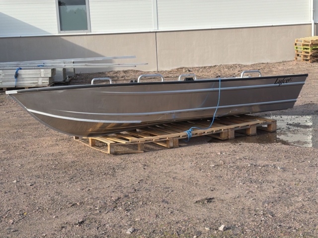 1605810-17 Aluminiumbåt 3,8m | För 4 personer | Lyfco