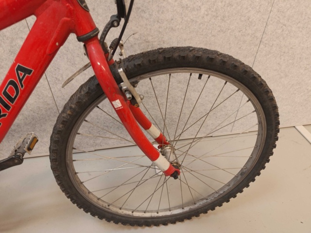 1485840-4 Cyklar med service- och reparationsbehov, 10st