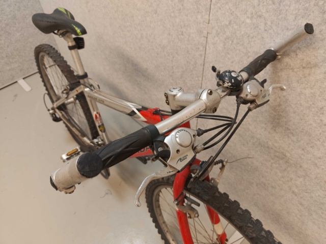 1485840-6 Cyklar med service- och reparationsbehov, 10st