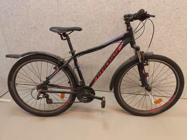 1485840-38 Cyklar med service- och reparationsbehov, 10st