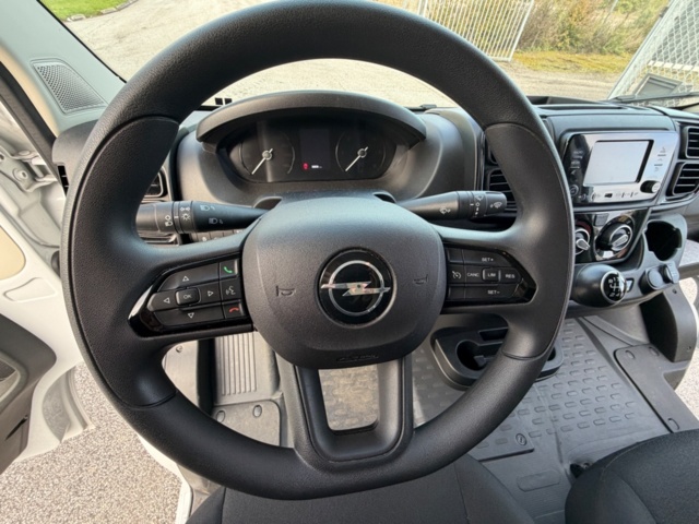 1531351-24 Opel Movano Van 3.5t 2.2 CDTI Manuell, 140hk, 2024 - 3083 mil