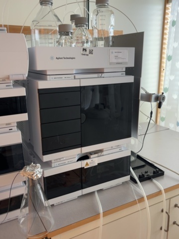 1549160-3 HPLC-system med dator och skärm – Agilent Technologies 1260 Infinity II