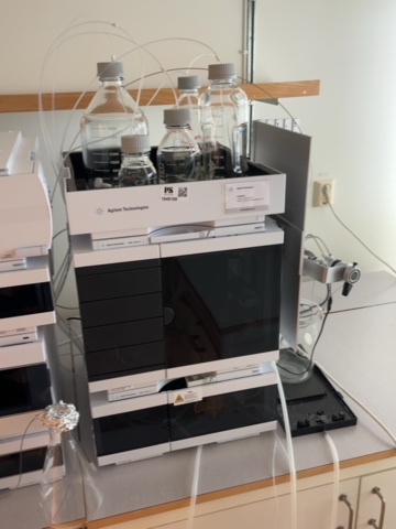1549160-5 HPLC-system med dator och skärm – Agilent Technologies 1260 Infinity II