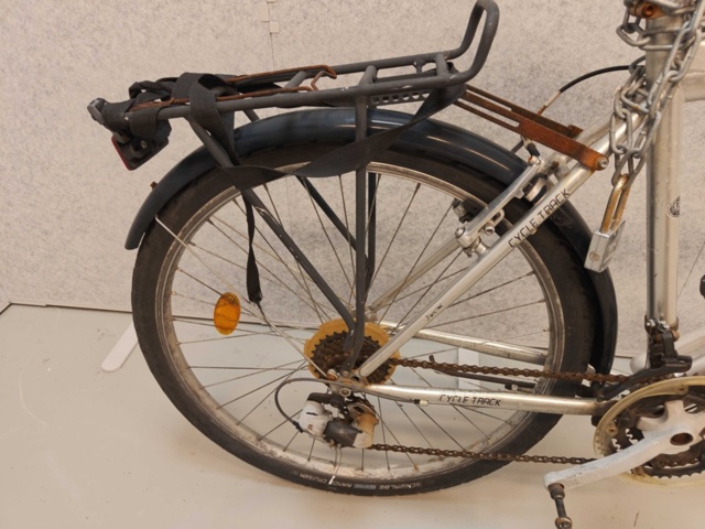 1485841-74 Cyklar med service- och reparationsbehov, 10st