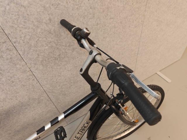 1485841-76 Cyklar med service- och reparationsbehov, 10st