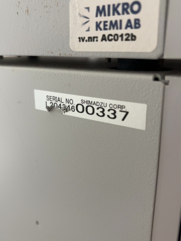 1549161-14 HPLC/UHPLC-system med dator – Shimadzu Prominence UFLC XR