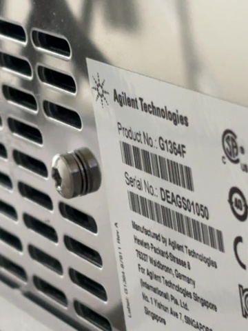 1549160-10 HPLC-system med dator och skärm – Agilent Technologies 1260 Infinity II