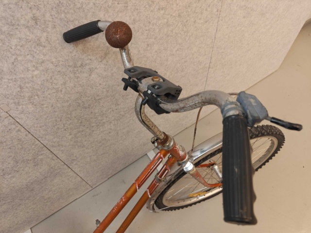 1485842-13 Cyklar med service- och reparationsbehov, 12st